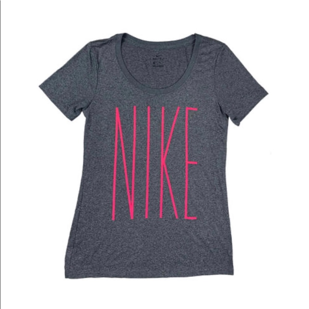 Nike women’s dry fit tee XXL Neon pink on gray